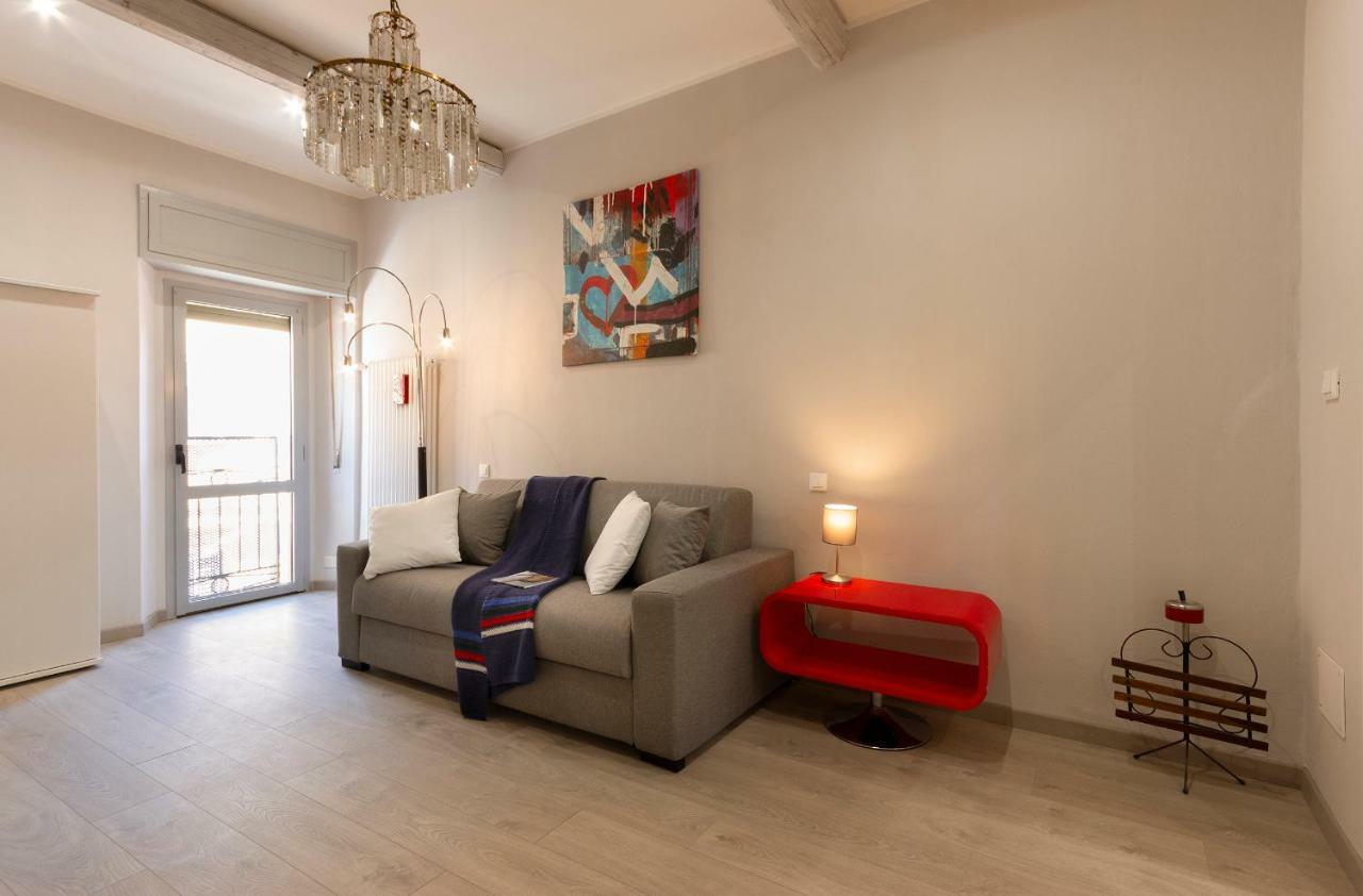 Suite Accademia - Smart Holiday Мантова Екстериор снимка