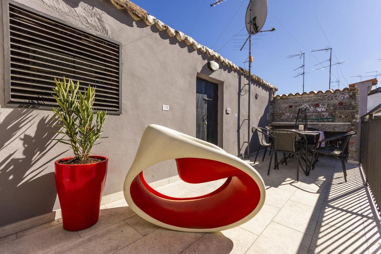 Suite Accademia - Smart Holiday Мантова Екстериор снимка