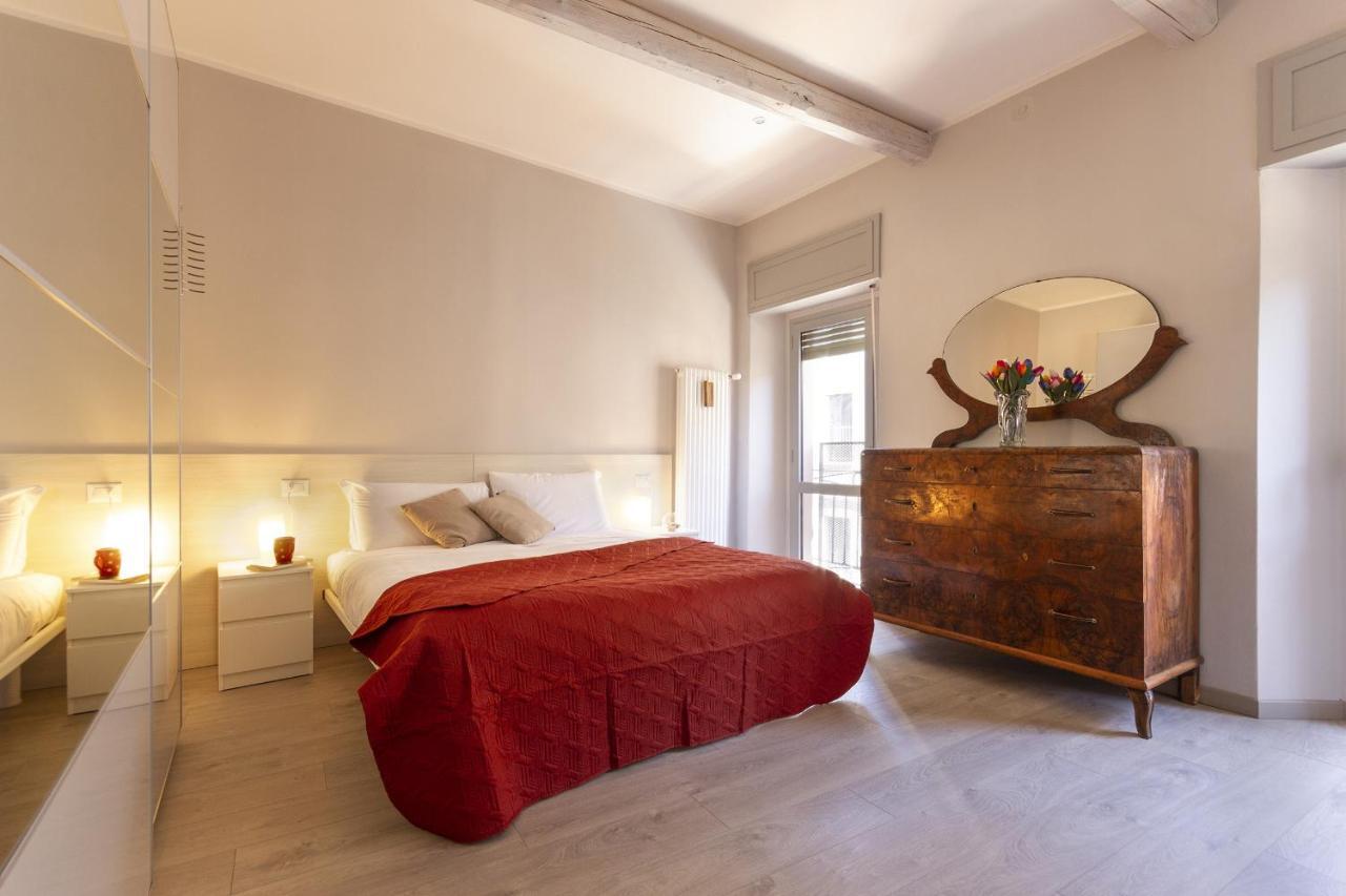 Suite Accademia - Smart Holiday Мантова Екстериор снимка